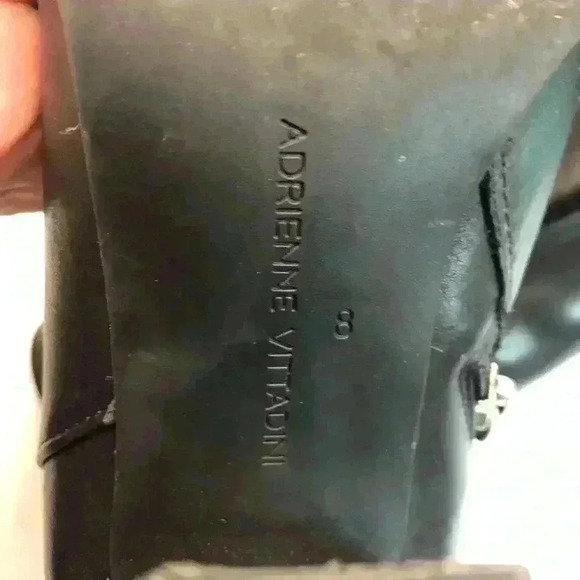 Adrienne Vittadini AV-Beach Womens Size 9 Black Leather Ankle Bootie Zip Sides - Picture 8 of 10